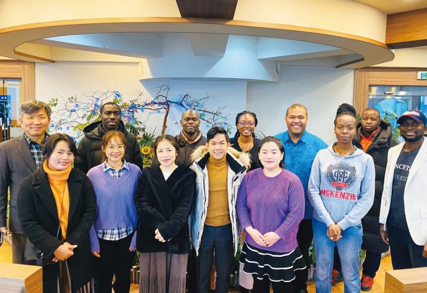 6고신대학교 설명절.jpg