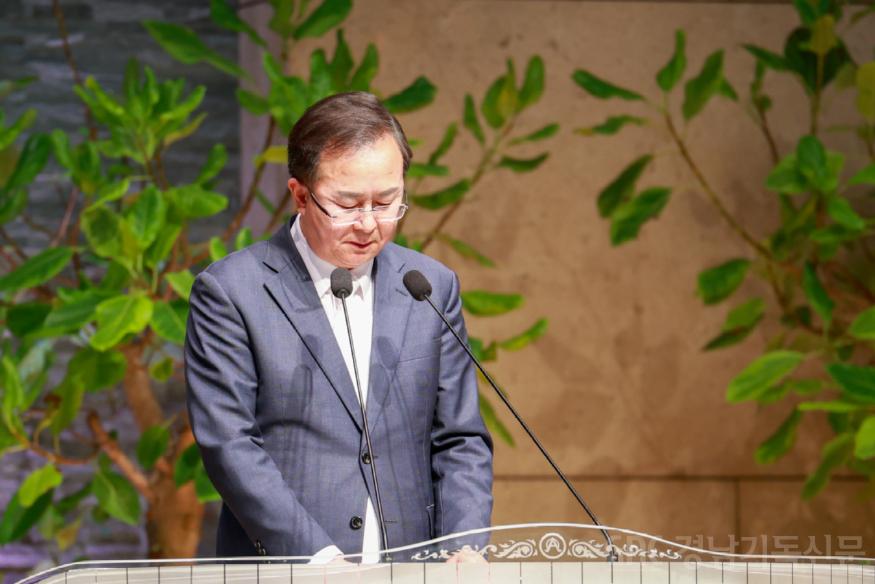 수정된_1_인도_신진수 목사 (2).jpg