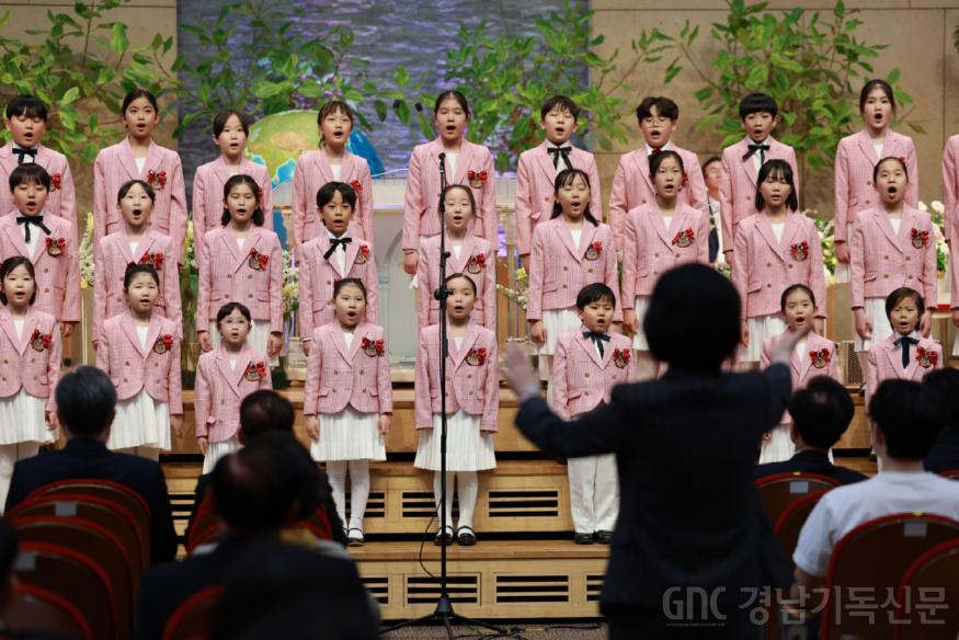 수정된_4_찬양대 (2).jpg