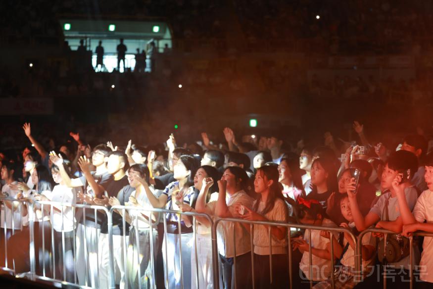 수정된_13_위러브 (11).jpg