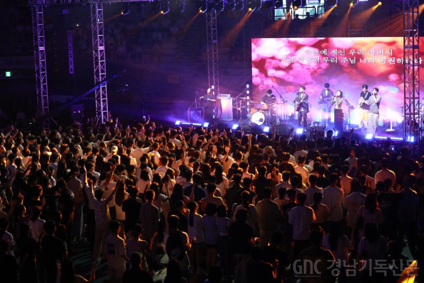 수정된_13_위러브 (13).jpg