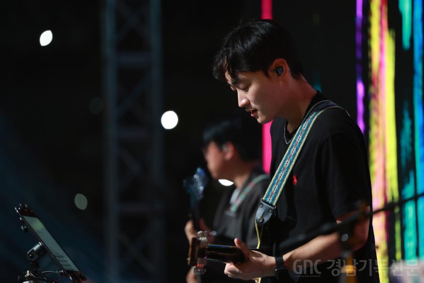 수정된_13_위러브 (7).jpg