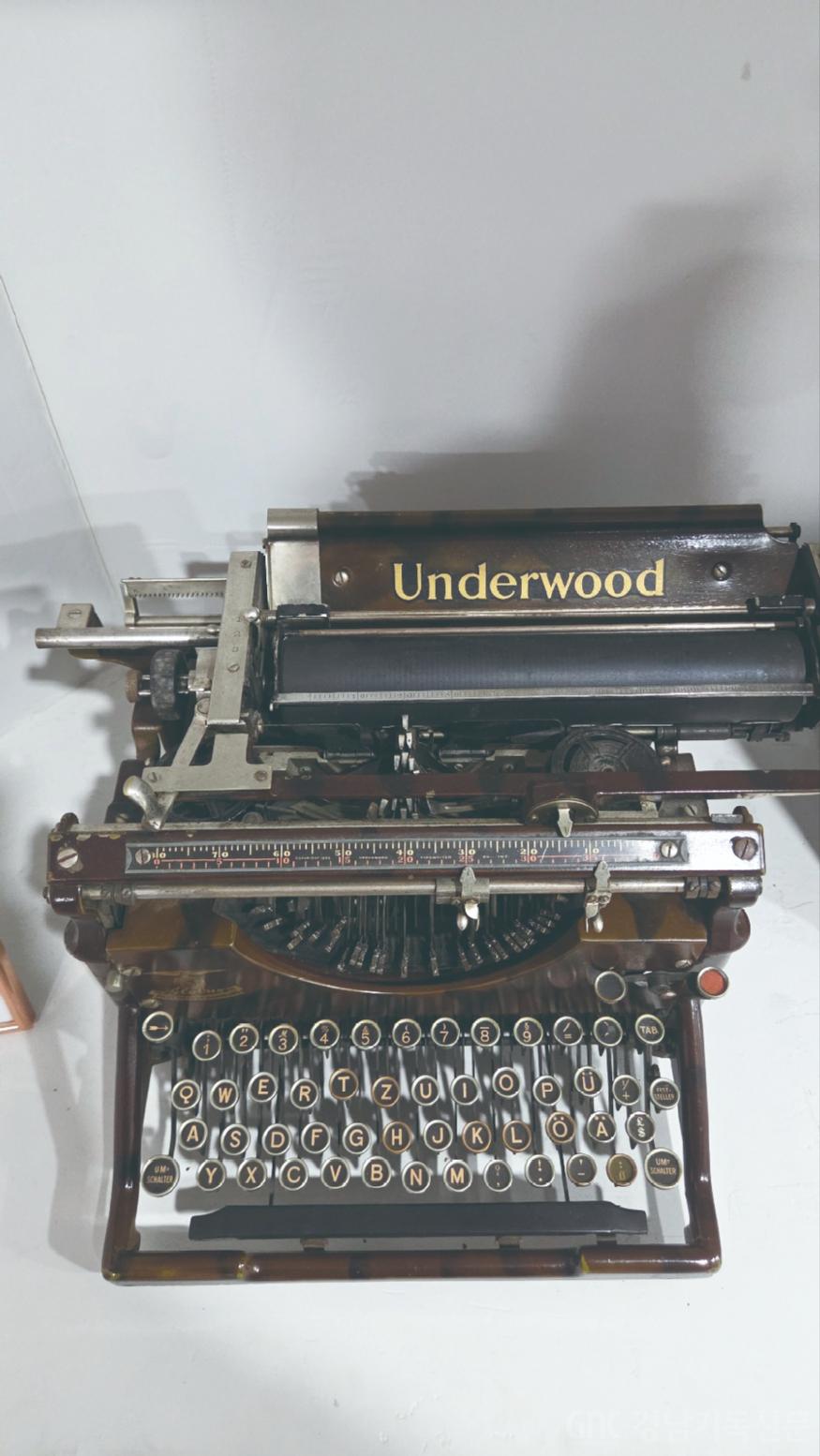 선교사 타자기.jpg