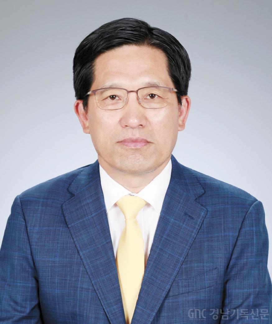 양대식 목사(진주성남교회_0926변경) (3).jpg